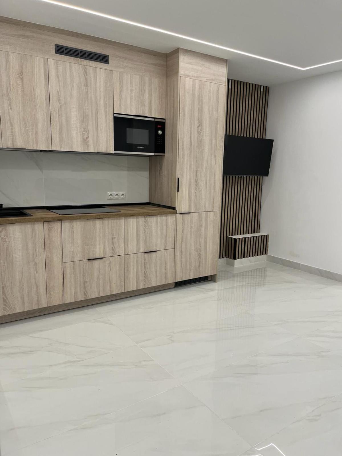 Villa Amir Фуeнхирола Екстериор снимка